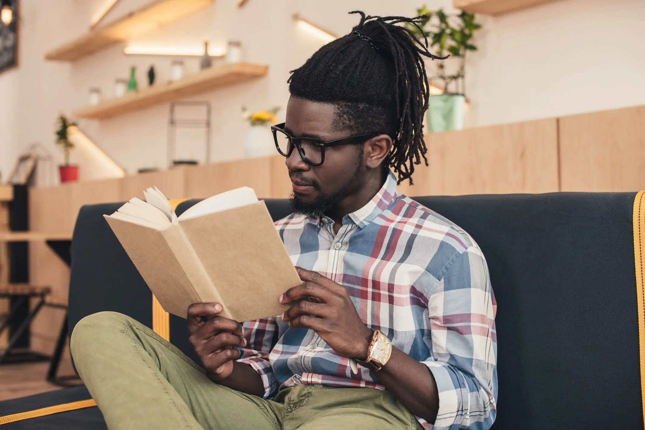 Đề xuất sách: Khám phá những tác phẩm biến đổi Indicações de Livros: Explorando Obras que Transformam